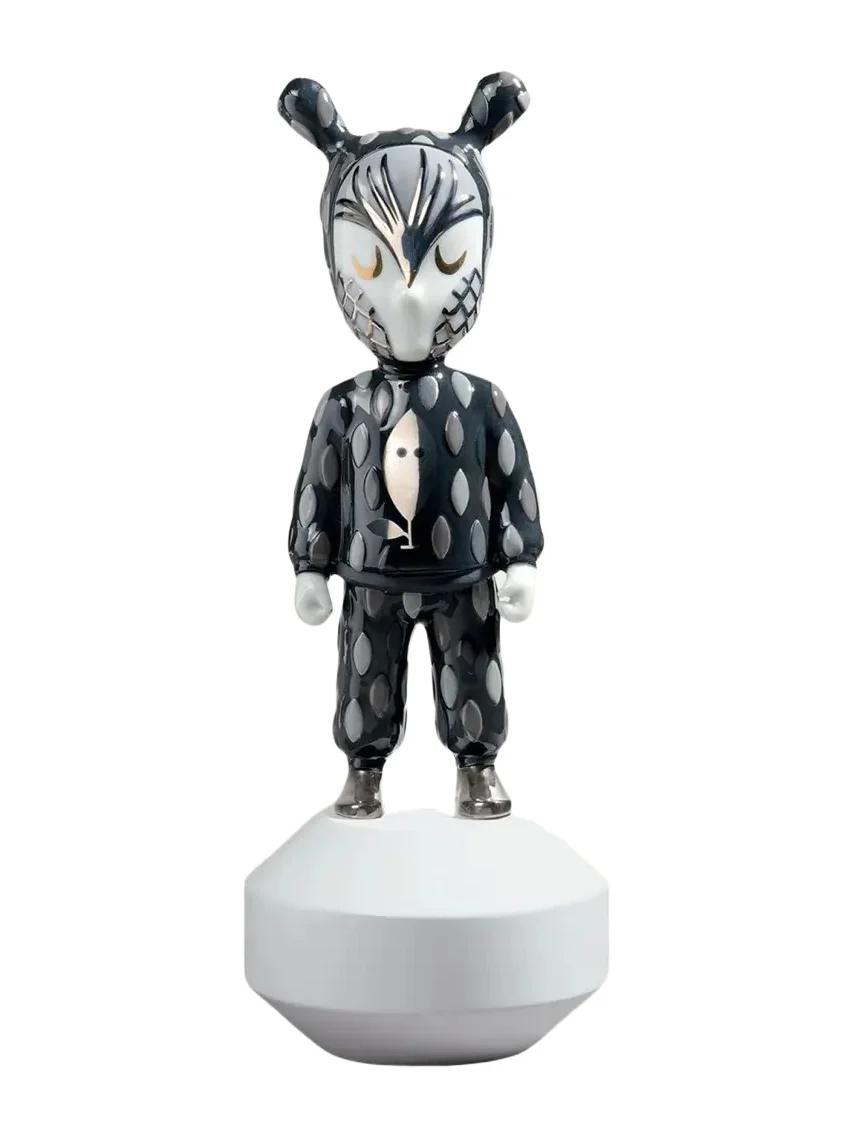 Lladro "The Guest" Figurine by Rolito