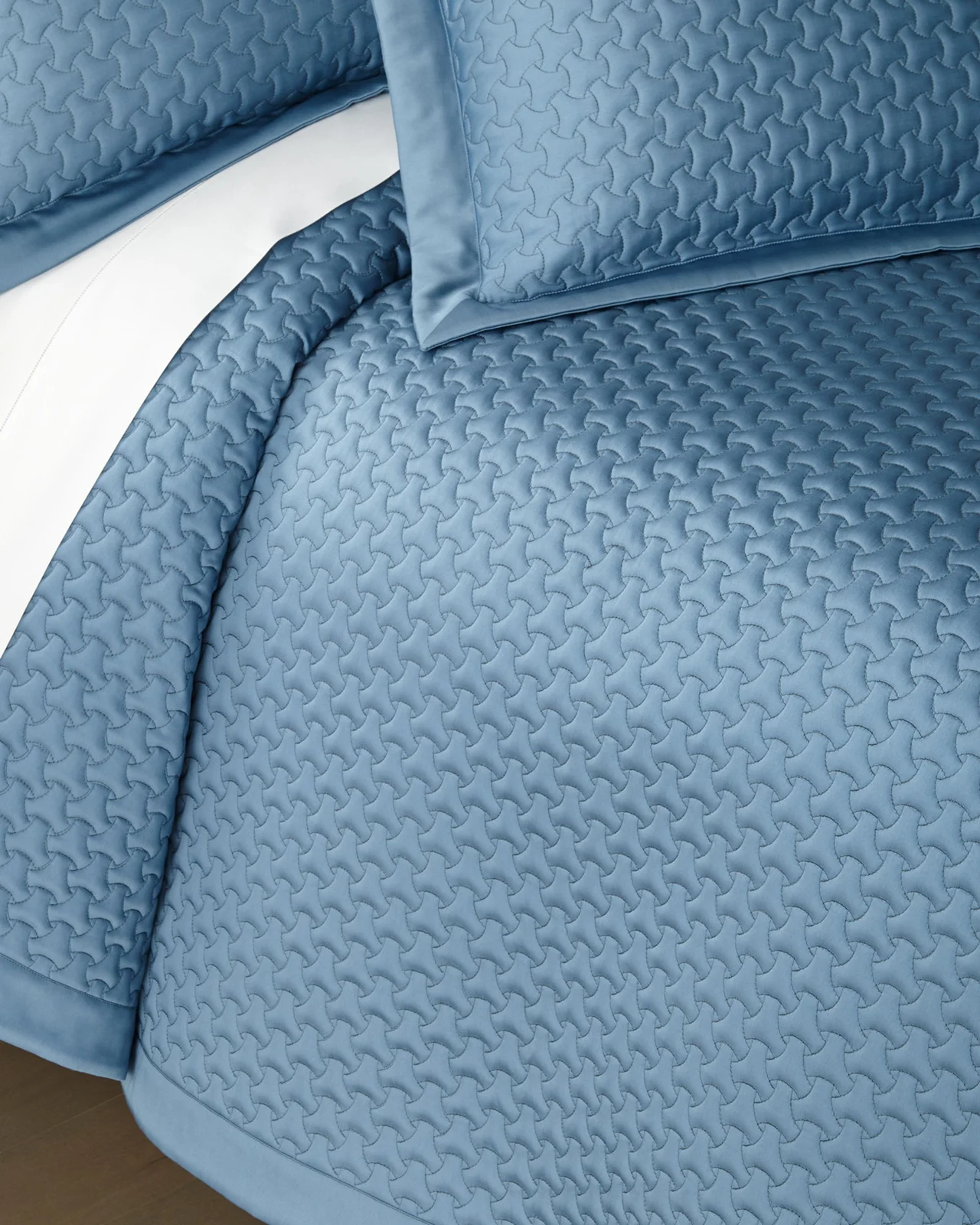 Home Treasures Trinity Quilted Coverlet