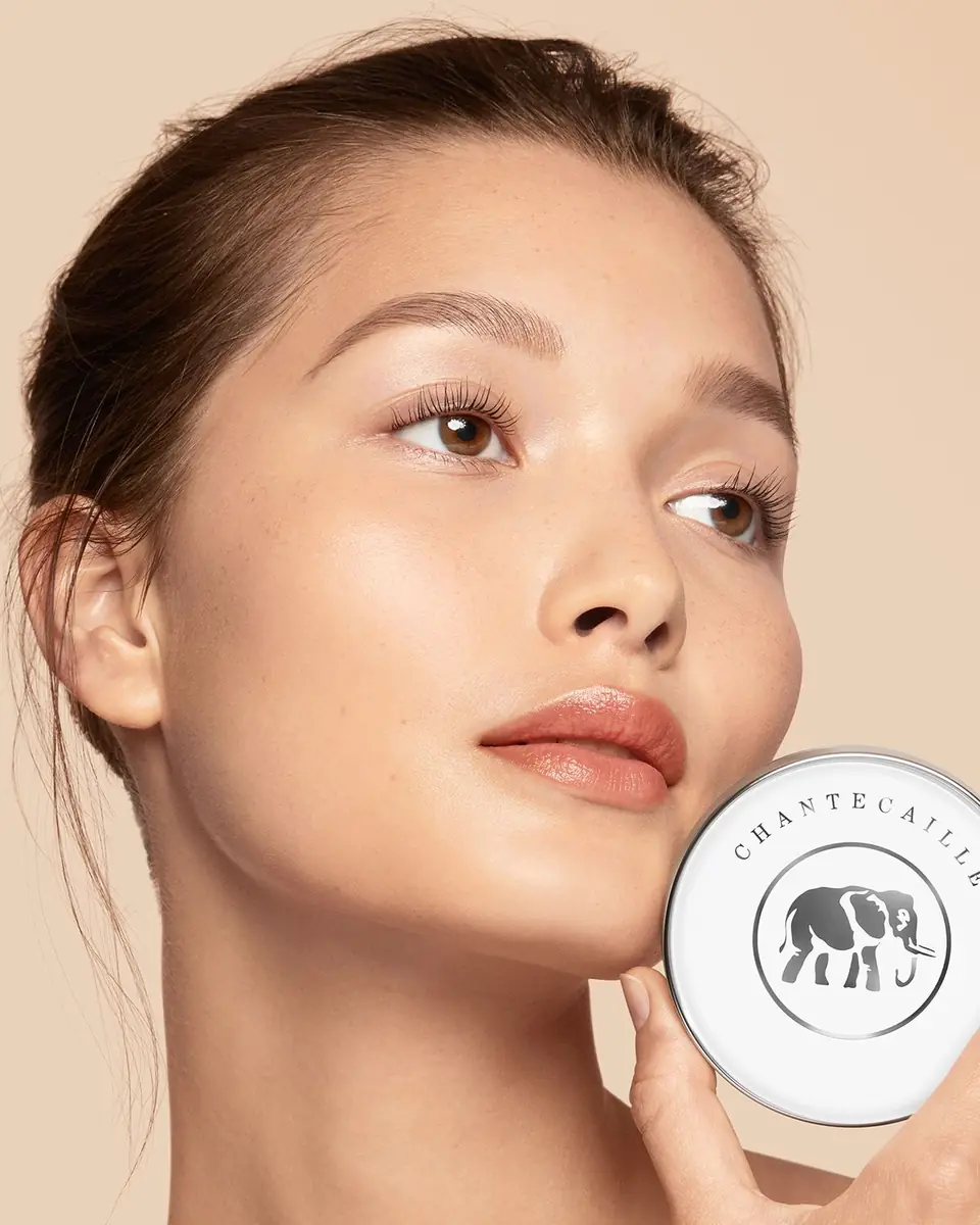 CHANTECAILLE Future Skin Cushion Skincare Foundation | Thumbnail 2 CHANTECAILLE Future Skin Cushion Skincare Foundation | Thumbnail 2