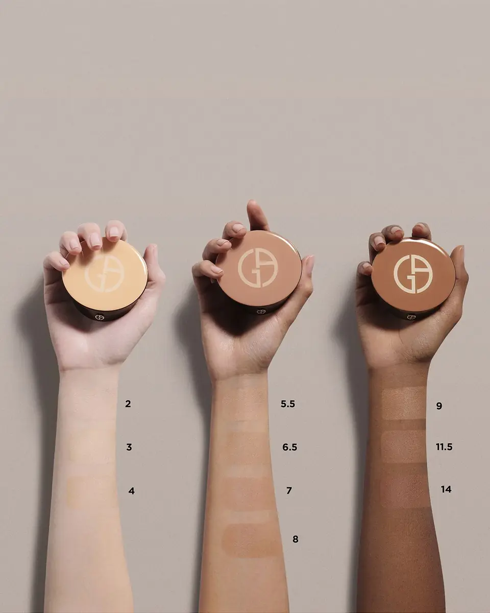Armani Beauty Luminous Silk Glow Pressed Setting Powder | Thumbnail 4 Armani Beauty Luminous Silk Glow Pressed Setting Powder | Thumbnail 4