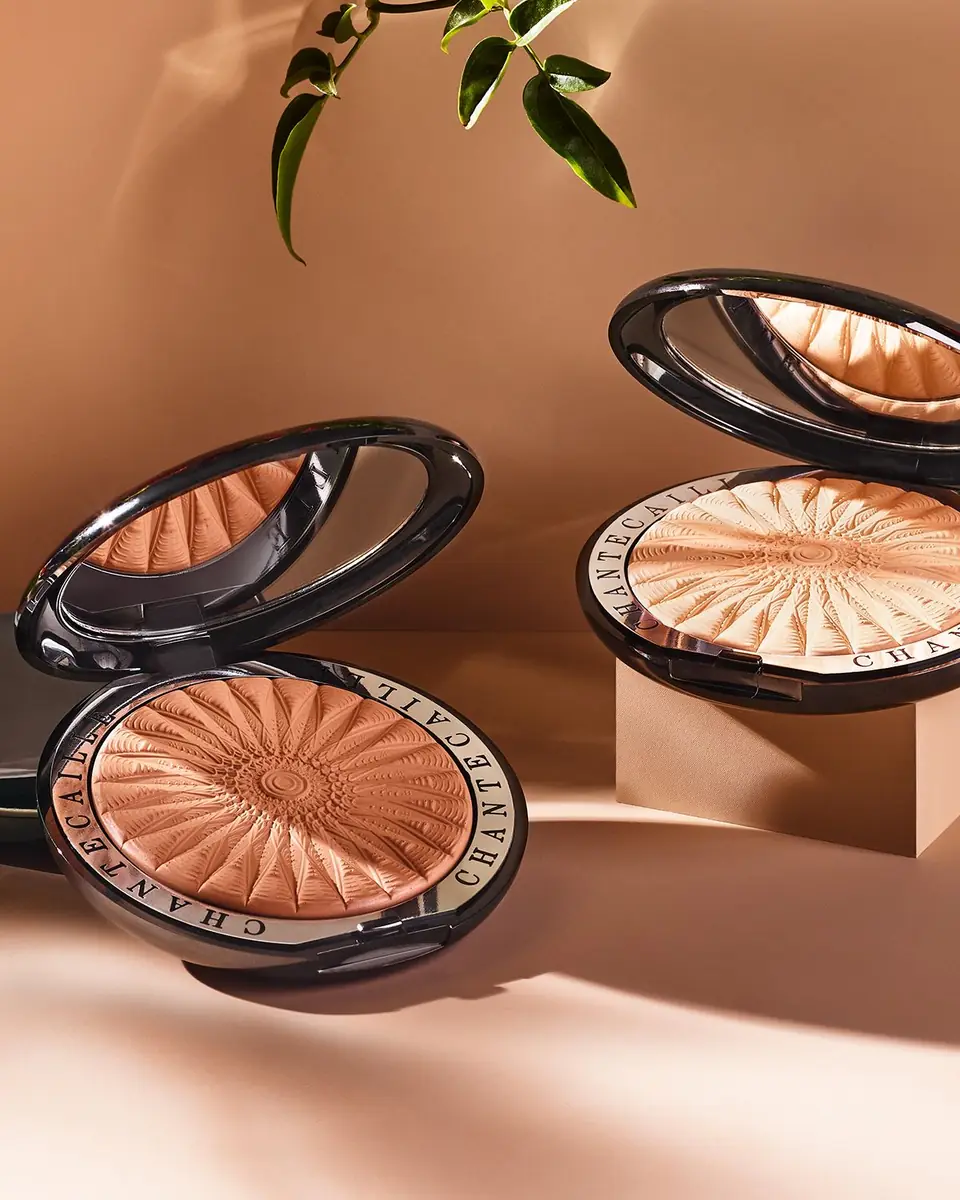 CHANTECAILLE Perfect Blur Finishing Powder | Thumbnail 4