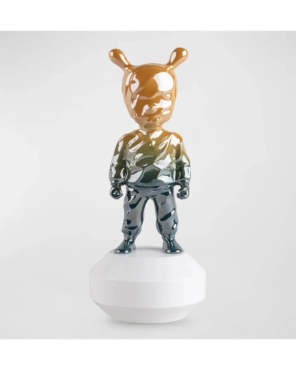 Lladro The Guest by Supakitch Figurine. Small Model. Numbered Edition | Thumbnail 3