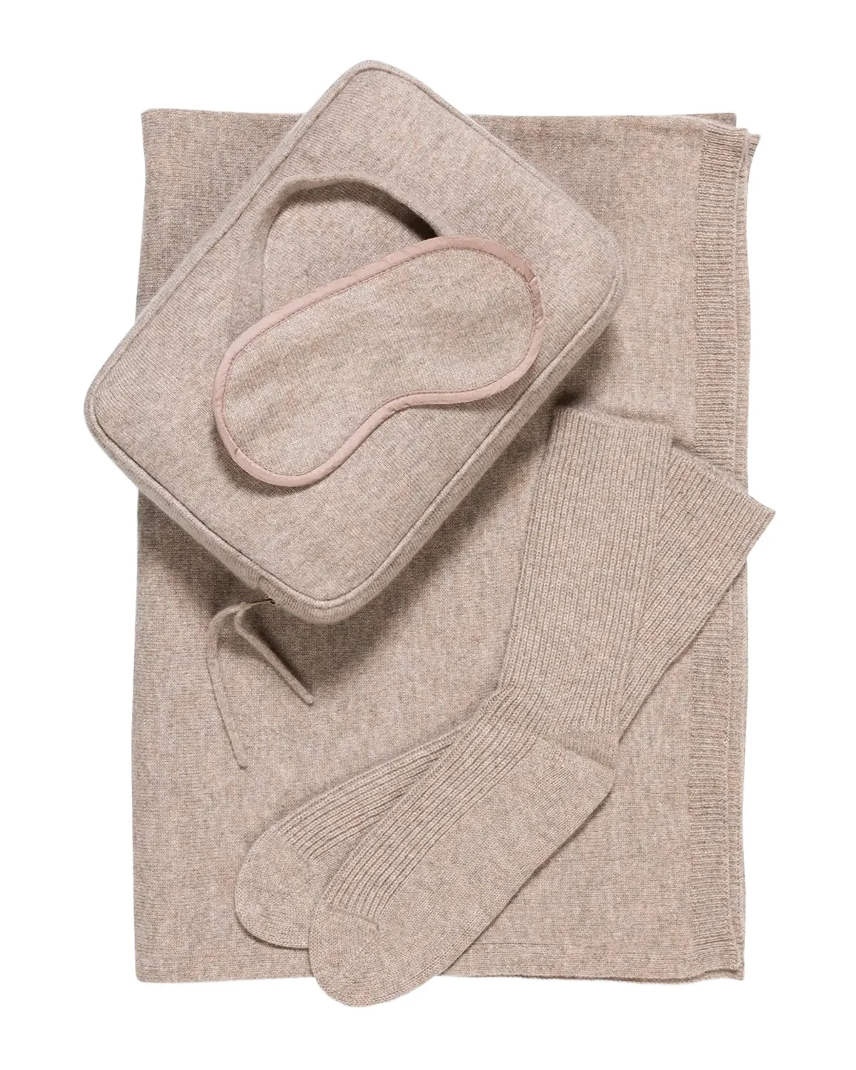 Cashmere Cable-Knit Travel Set Cashmere Cable-Knit Travel Set
