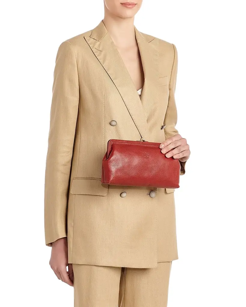 Il Bisonte Classic Vaccjetta Leather Clutch Bag | Image 1 Il Bisonte Classic Vaccjetta Leather Clutch Bag | Image 1