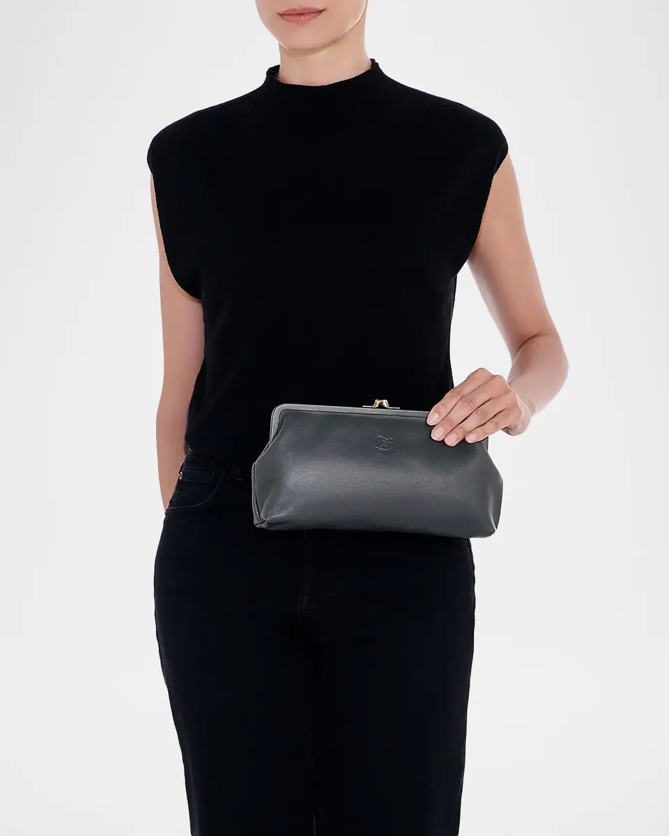 Il Bisonte Classic Vaccjetta Leather Clutch Bag | Thumbnail 2 Il Bisonte Classic Vaccjetta Leather Clutch Bag | Thumbnail 2