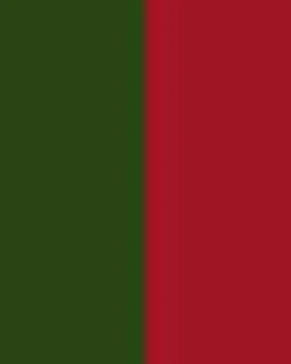 Winward Home 30" Holly Holiday Wreath | Thumbnail 2 Winward Home 30" Holly Holiday Wreath | Thumbnail 2