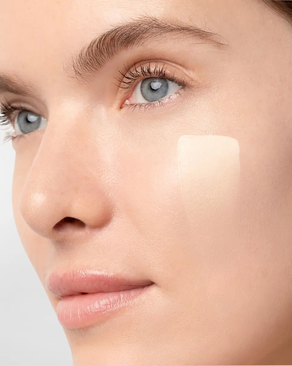 CHANTECAILLE Just Skin Tinted Moisturizer Sunscreen SPF 15, 1.2 oz. | Thumbnail 2 CHANTECAILLE Just Skin Tinted Moisturizer Sunscreen SPF 15, 1.2 oz. | Thumbnail 2