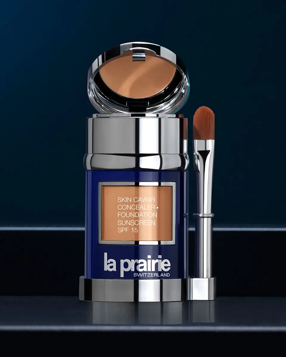 La Prairie Skin Caviar Concealer + Foundation SPF 15 | Thumbnail 3