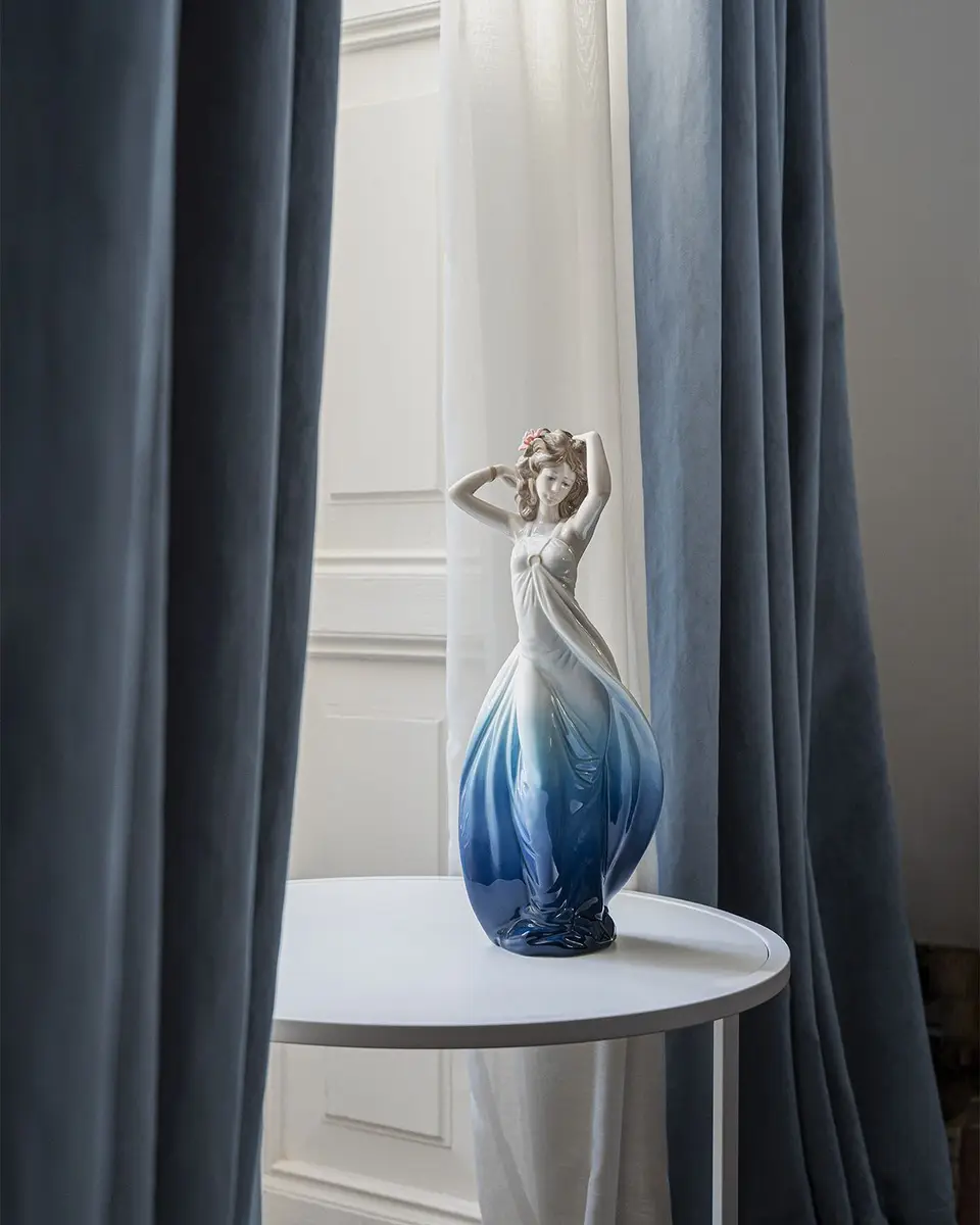 Lladro Ethereal Spirit Sculpture | Thumbnail 4 Lladro Ethereal Spirit Sculpture | Thumbnail 4