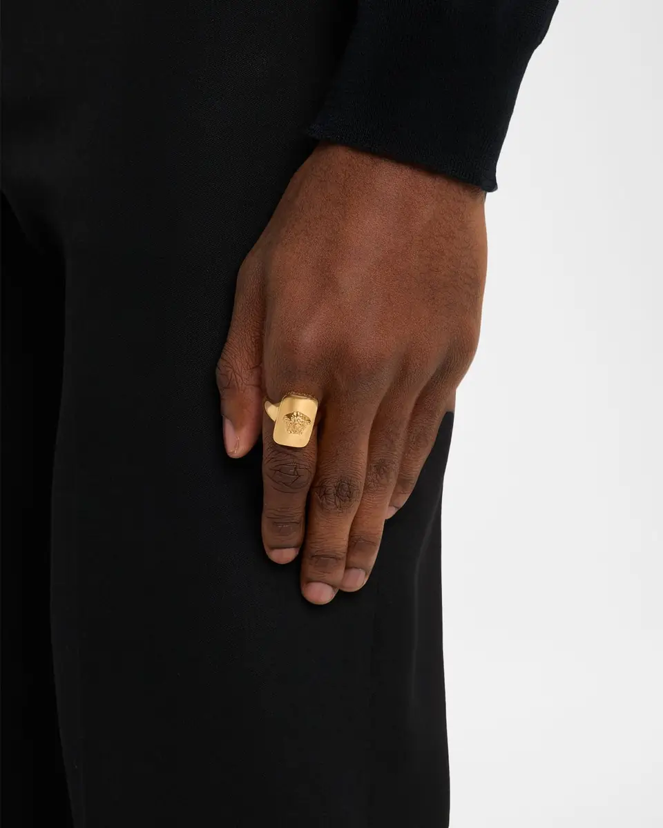 Versace Men's Medusa Rectangular Signet Ring | Thumbnail 2 Versace Men's Medusa Rectangular Signet Ring | Thumbnail 2