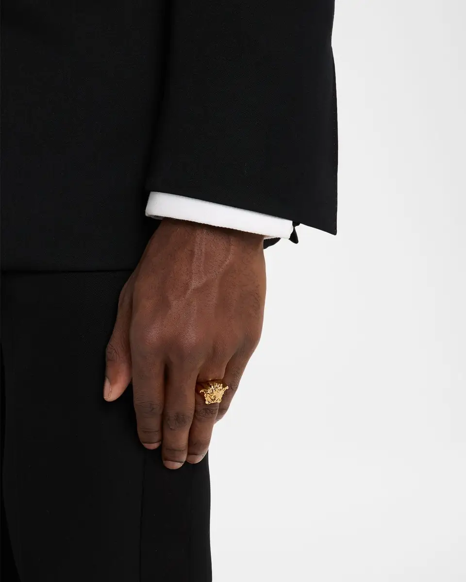Versace Men's La Medusa Ring | Thumbnail 2 Versace Men's La Medusa Ring | Thumbnail 2
