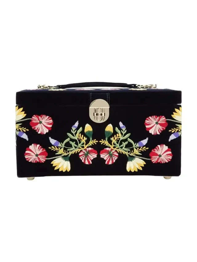 Zoe Medium Jewelry Box