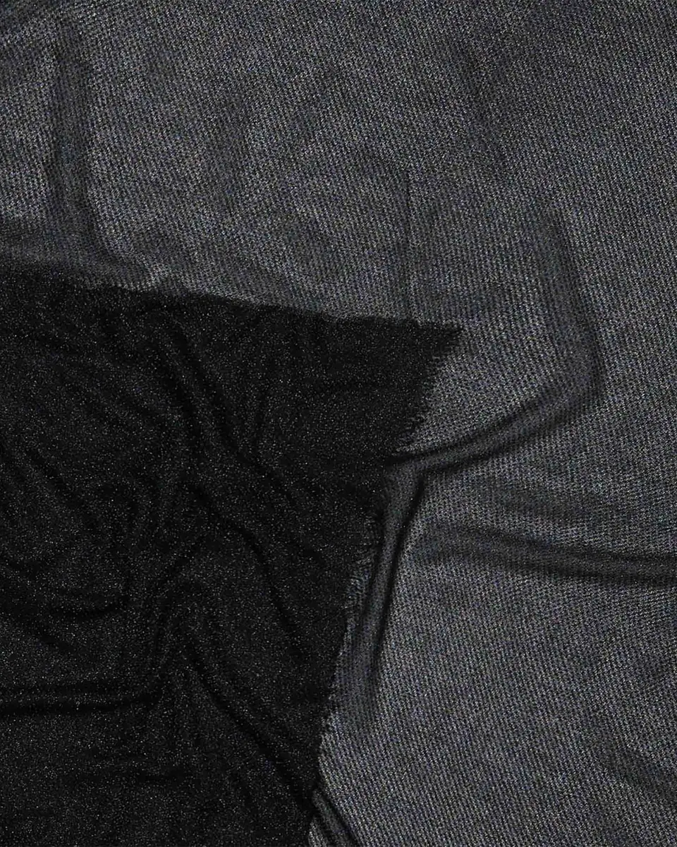 Alonpi Oversized Cashmere and Silk Blend Scarf | Thumbnail 3