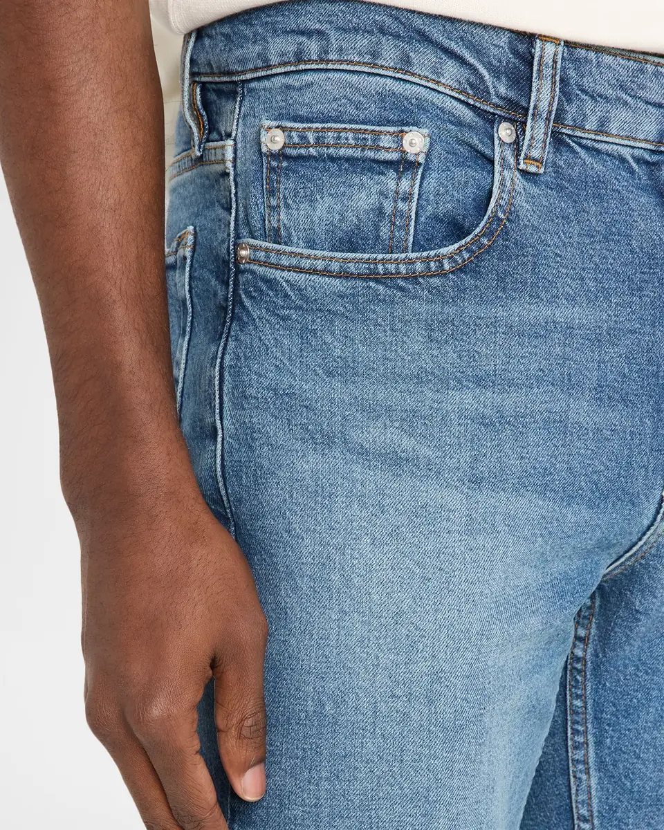 FRAME Men's Comfort Denim Straight Leg Jeans | Thumbnail 5