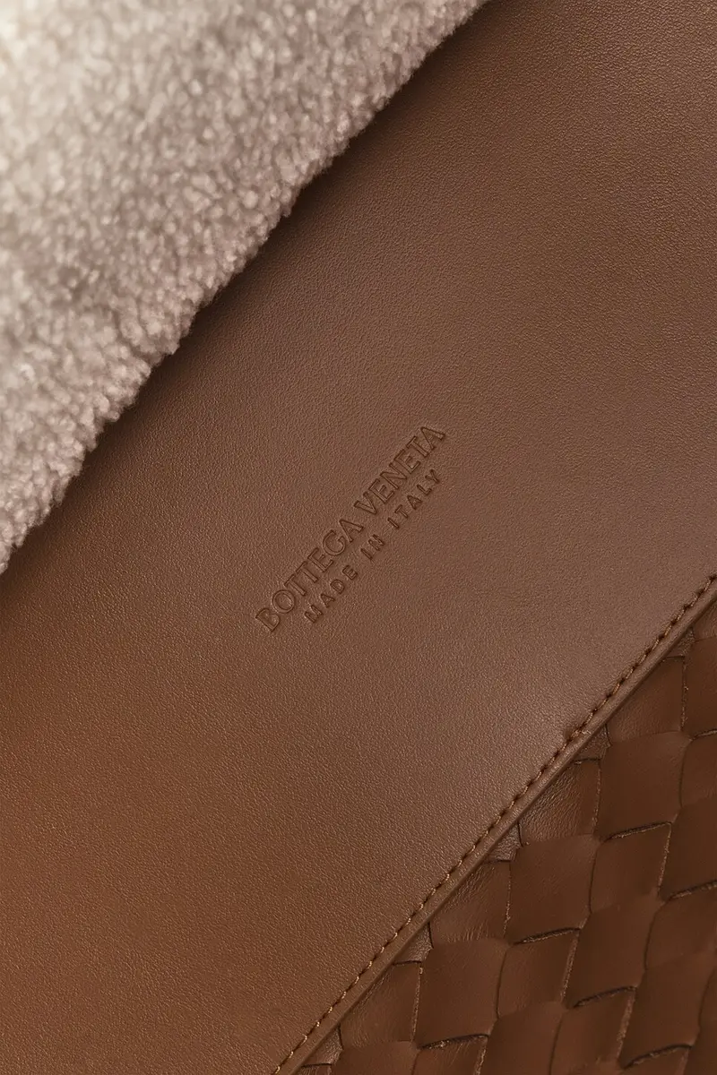 Bottega Veneta Medium Andiamo Bag | Thumbnail 6
