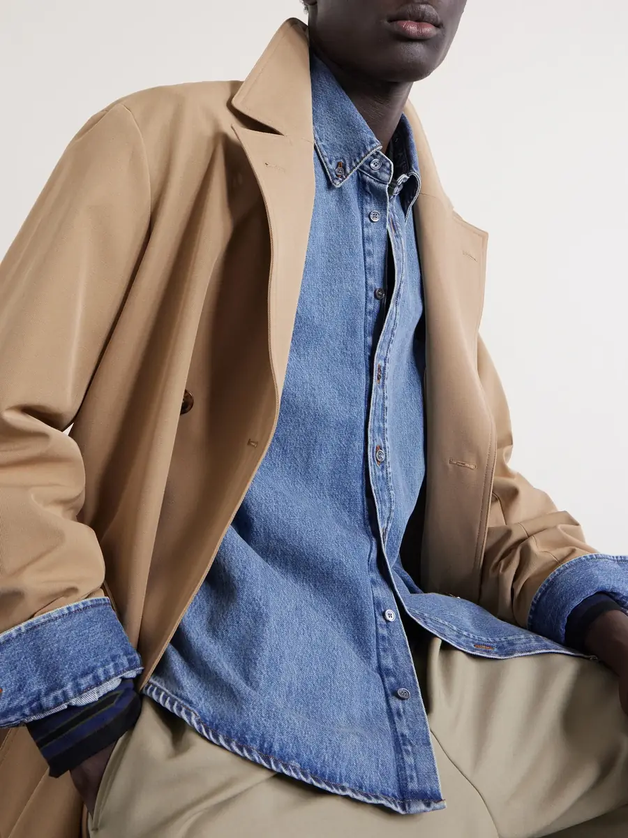 AMI PARIS Button-Down Collar Logo-Embroidered Denim Shirt - Men | Thumbnail 5