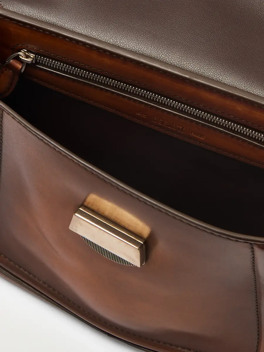 Berluti Andy Venezia Leather Messenger Bag - Men | Thumbnail 5 Berluti Andy Venezia Leather Messenger Bag - Men | Thumbnail 5