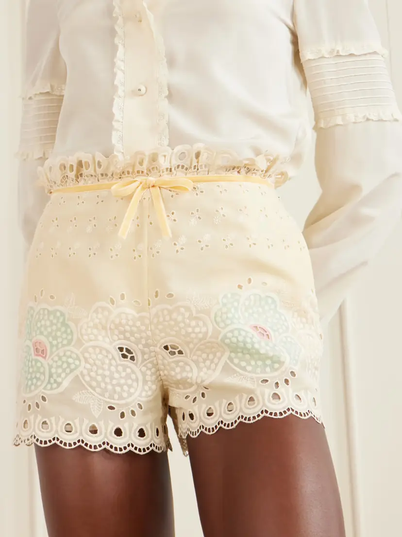 Valentino Garavani Bow-detailed Broderie Anglaise Cotton Shorts | Thumbnail 4