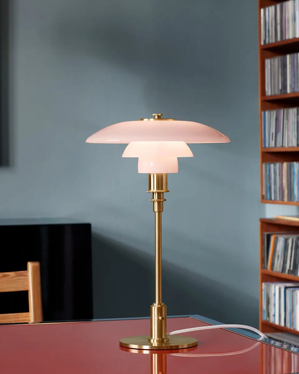 Louis Poulsen PH 3/2 Table Lamp, 19" | Image 1 Louis Poulsen PH 3/2 Table Lamp, 19" | Image 1