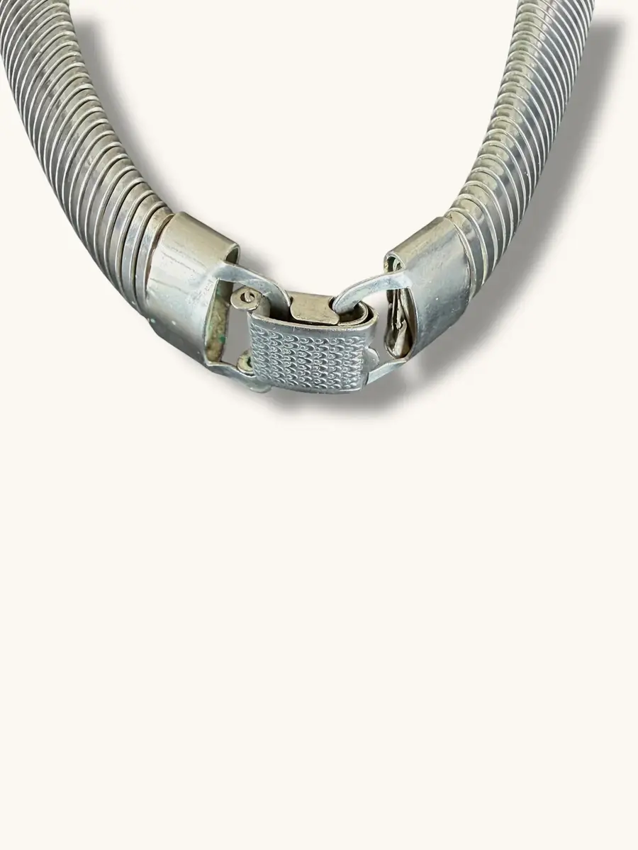 Jen Wonders Studio Silver Omega Necklace | Thumbnail 4 Jen Wonders Studio Silver Omega Necklace | Thumbnail 4