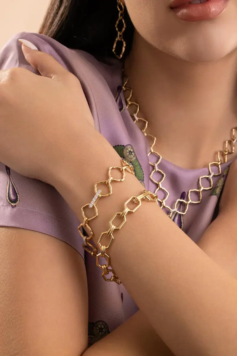 EDINA KISS Elongated Hexagon Link Bracelet | Thumbnail 3 EDINA KISS Elongated Hexagon Link Bracelet | Thumbnail 3