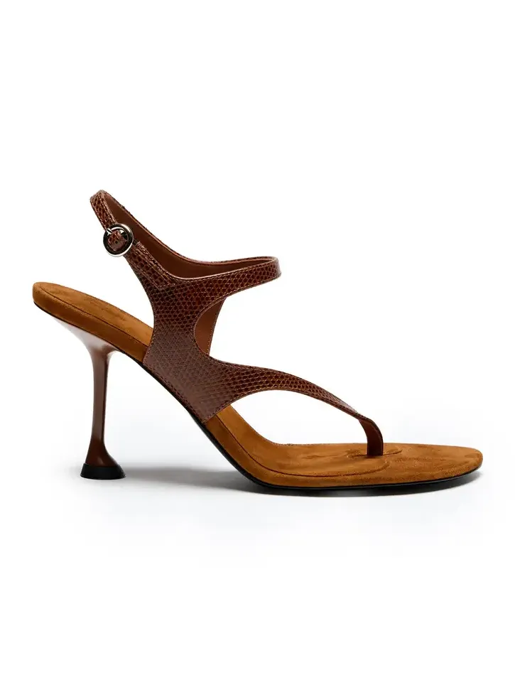 Tee Leather Thong Sandals Tee Leather Thong Sandals