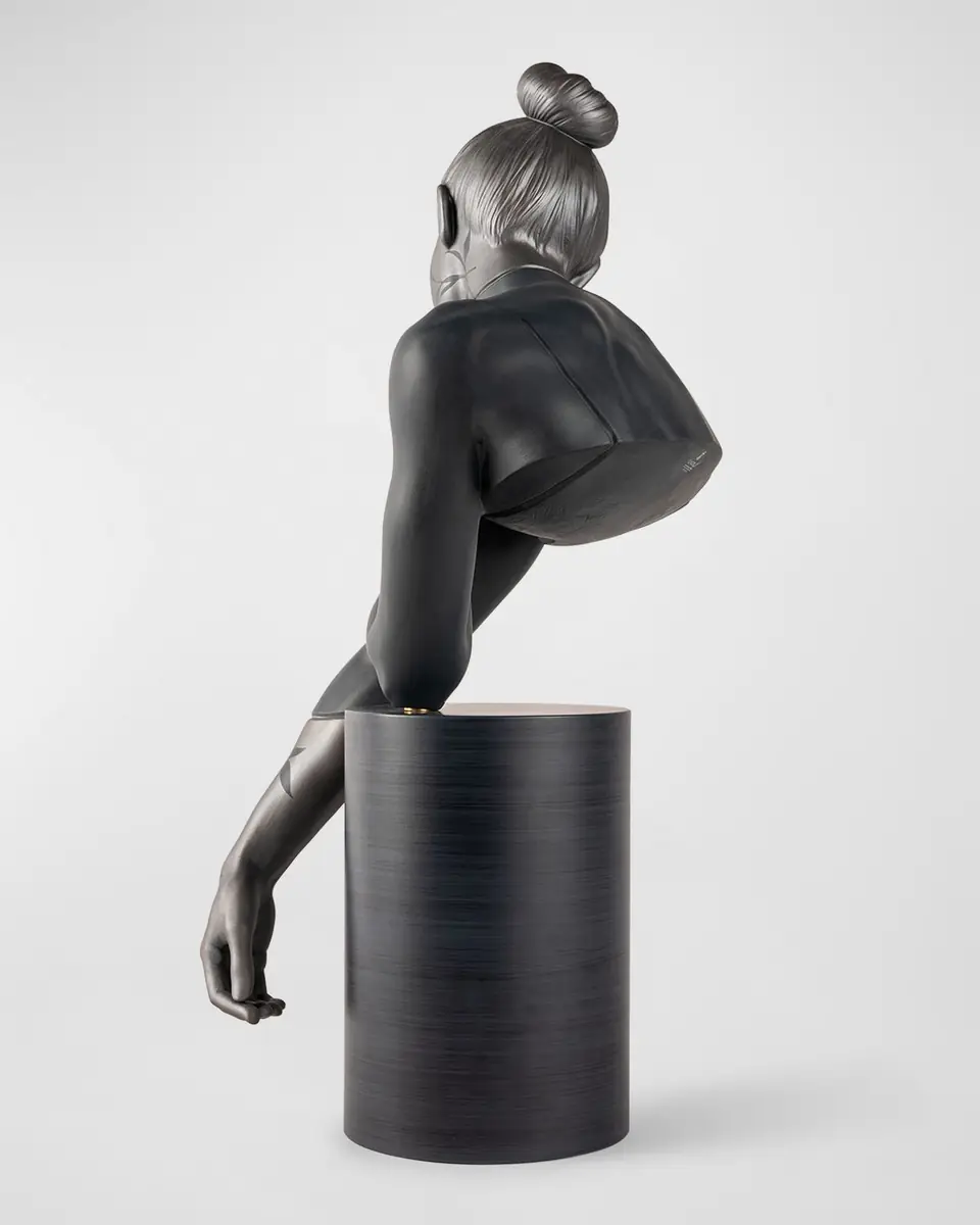 Lladro Reflections of Nature - Her Sculpture | Thumbnail 3