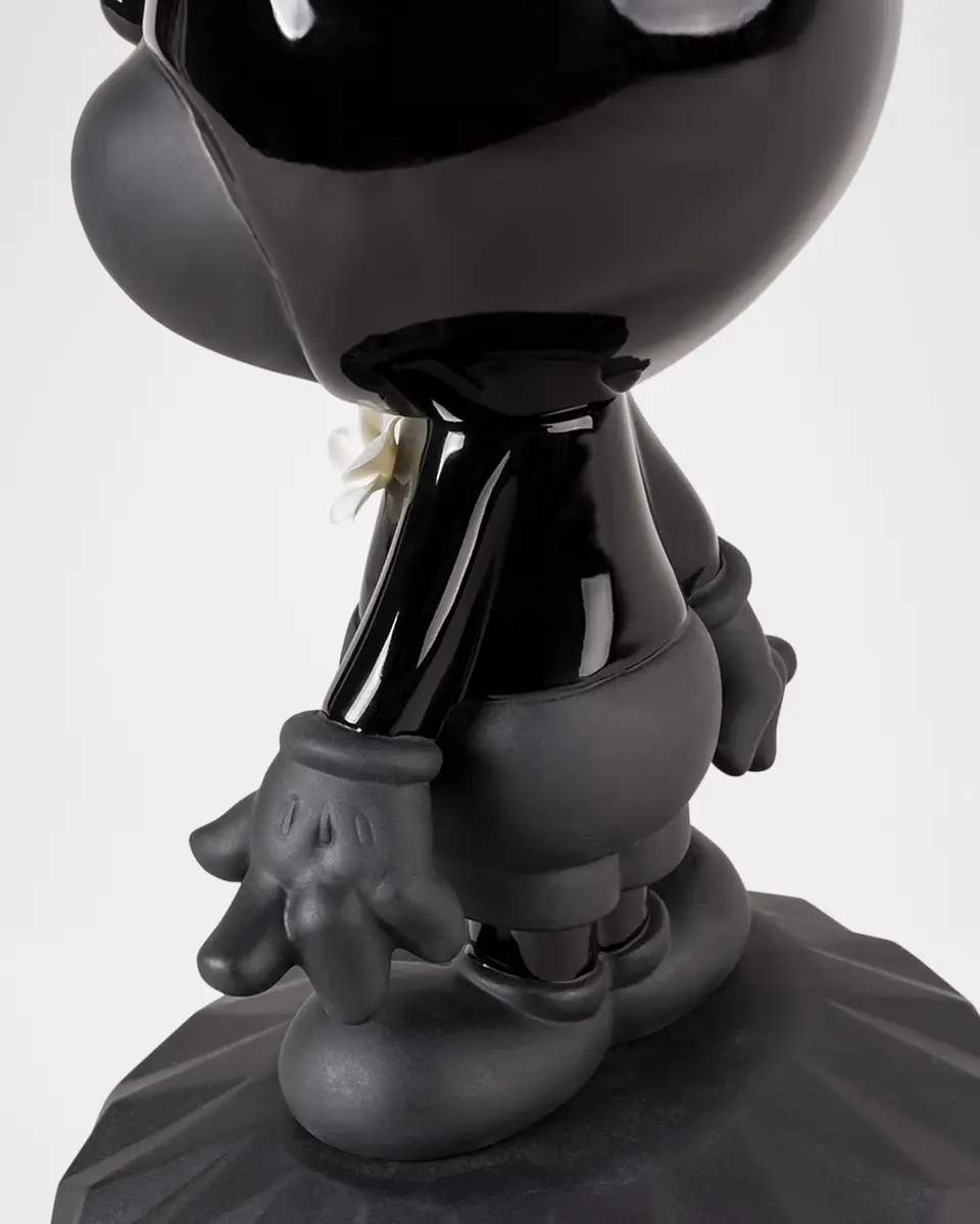 Lladro Mickey Total Black Sculpture | Thumbnail 2 Lladro Mickey Total Black Sculpture | Thumbnail 2