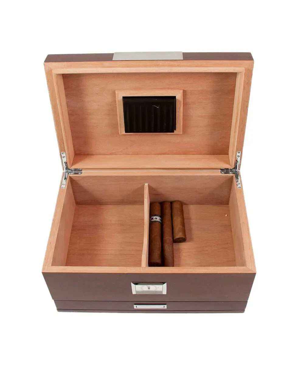 Bey-Berk Walnut Wood Cigar Humidor | Thumbnail 3