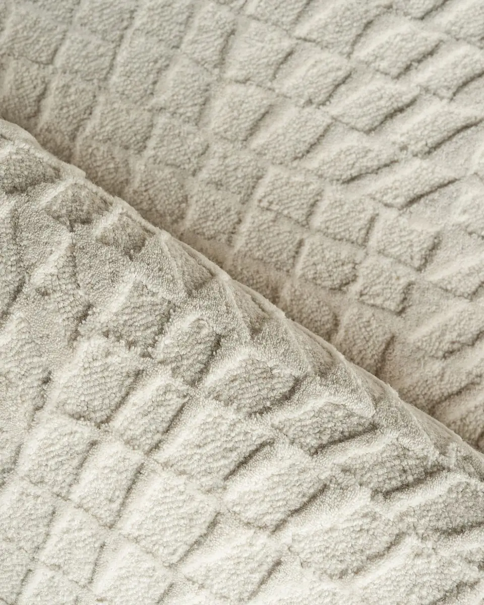 Exquisite Rugs Sandro Hand-Tufted Ivory Rug | Thumbnail 4 Exquisite Rugs Sandro Hand-Tufted Ivory Rug | Thumbnail 4