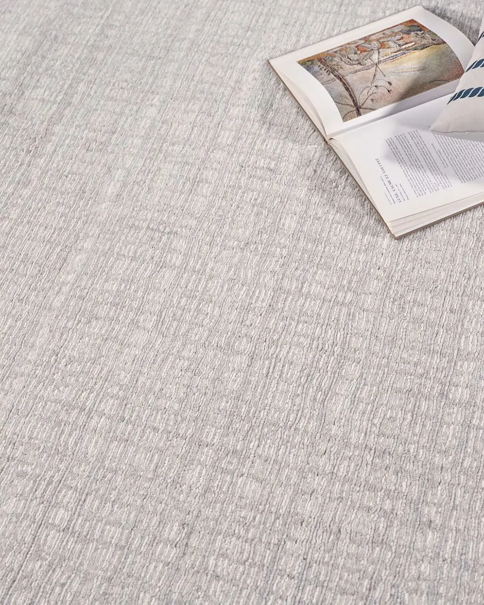Exquisite Rugs Alpine Hand-Loomed Silver & Ivory Rug | Thumbnail 5 Exquisite Rugs Alpine Hand-Loomed Silver & Ivory Rug | Thumbnail 5