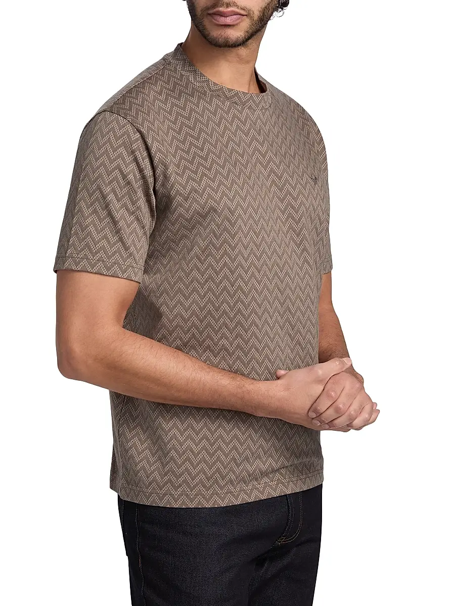 Emporio Armani Men's Logo Chevron Cotton Jersey T-Shirt | Thumbnail 4 Emporio Armani Men's Logo Chevron Cotton Jersey T-Shirt | Thumbnail 4