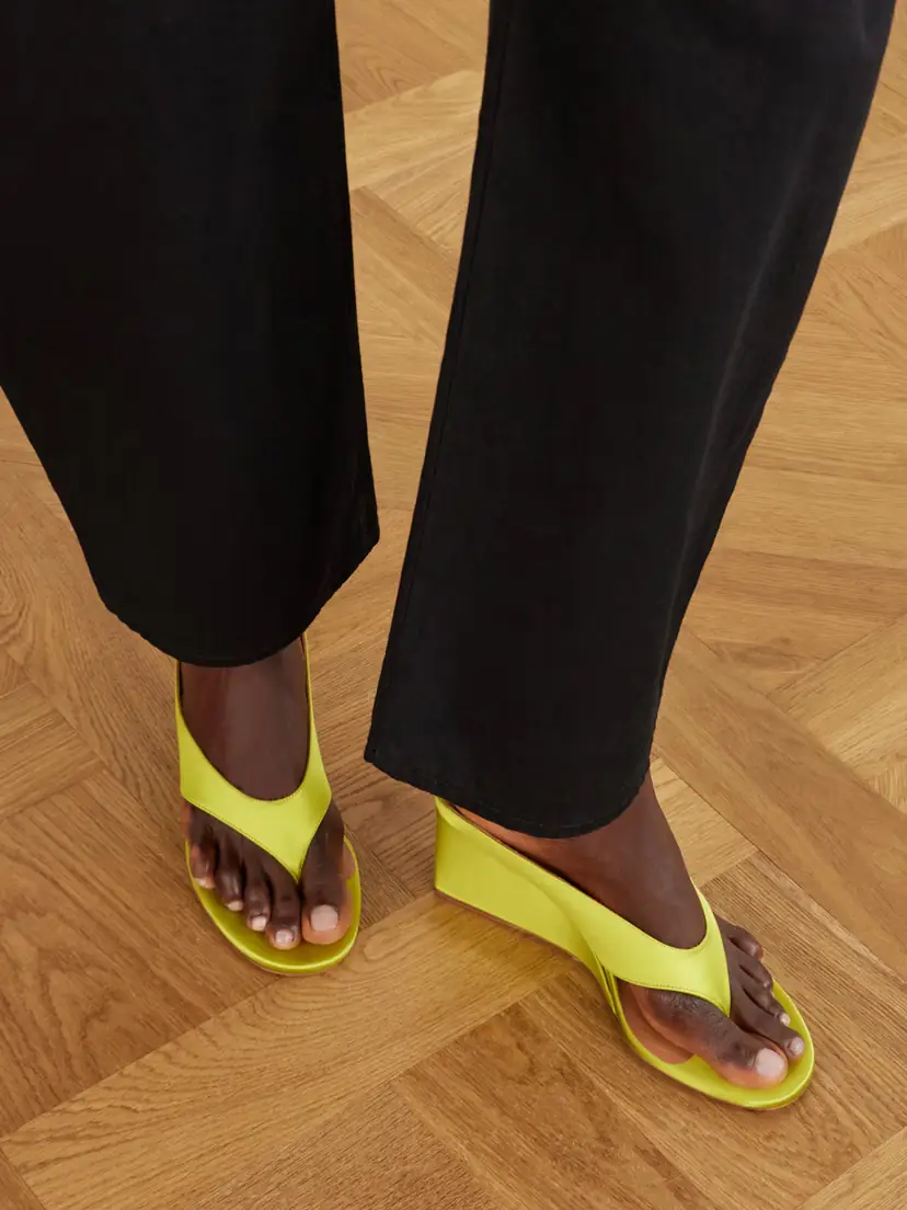 Alaïa Tong 75 Satin Wedge Sandals | Thumbnail 2 Alaïa Tong 75 Satin Wedge Sandals | Thumbnail 2
