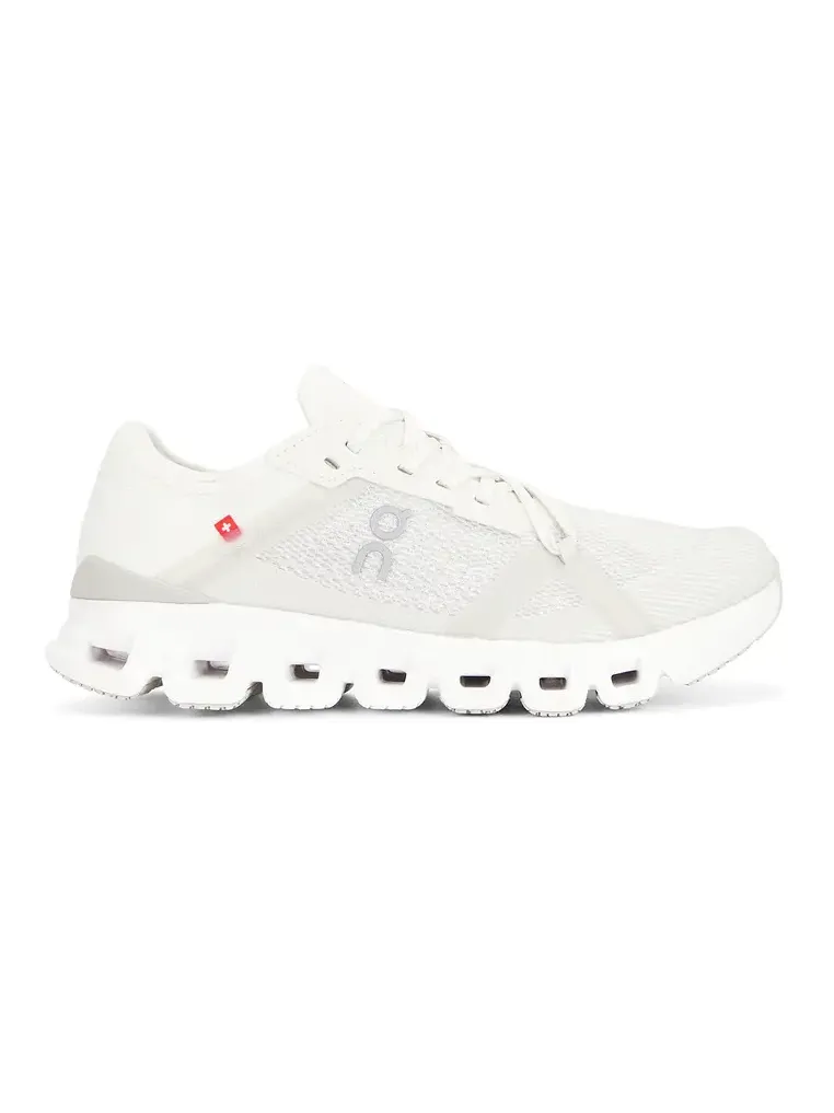 ON Cloud X 4 AD Sneaker