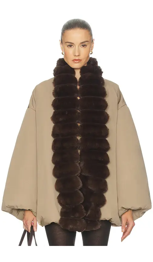 Helsa Bubble Puffer With Faux Fur | Thumbnail 2 Helsa Bubble Puffer With Faux Fur | Thumbnail 2