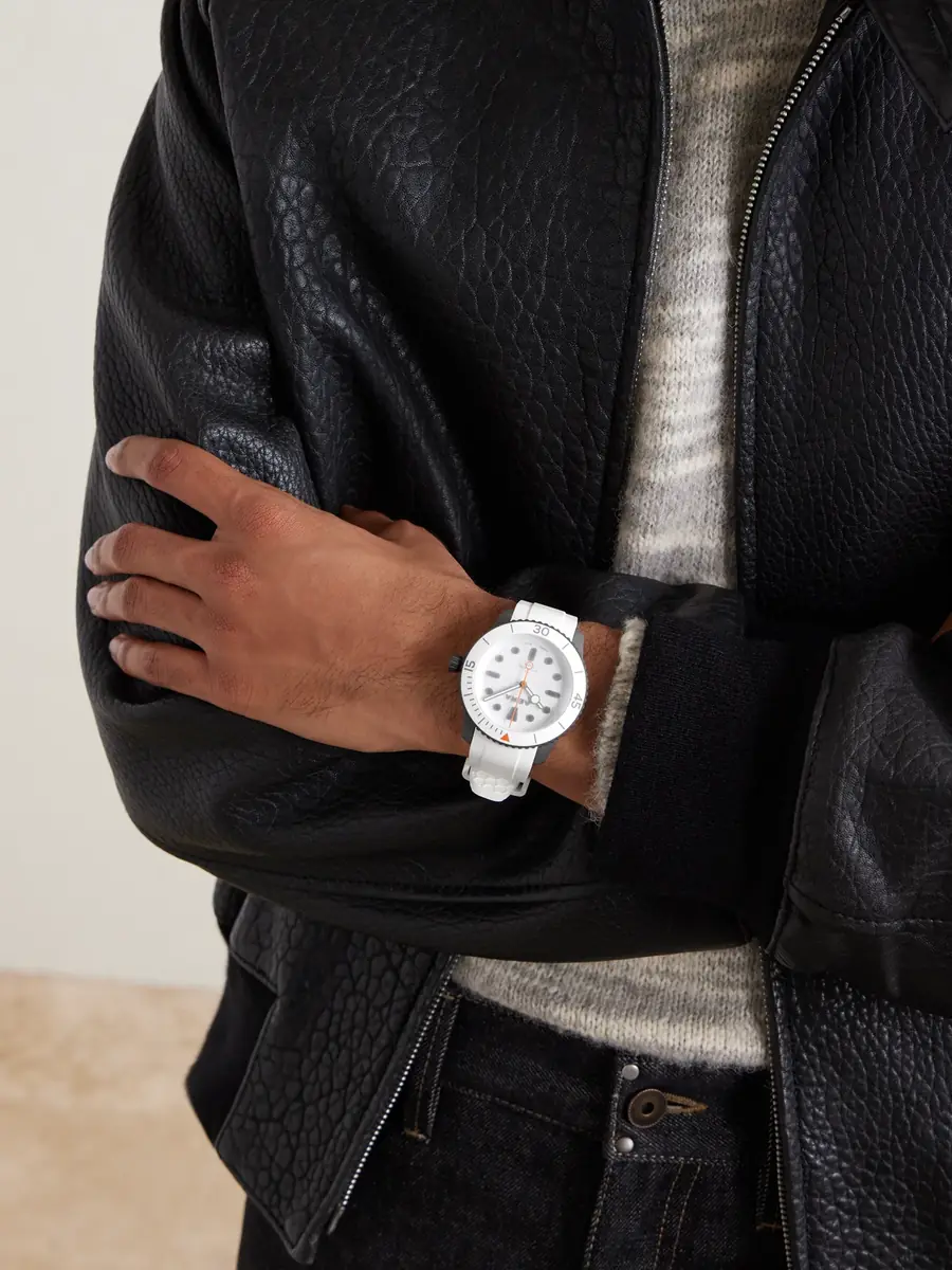 Aera Todd Snyder D-1 Diver Limited Edition Automatic Titanium Watch - Men | Thumbnail 2 Aera Todd Snyder D-1 Diver Limited Edition Automatic Titanium Watch - Men | Thumbnail 2