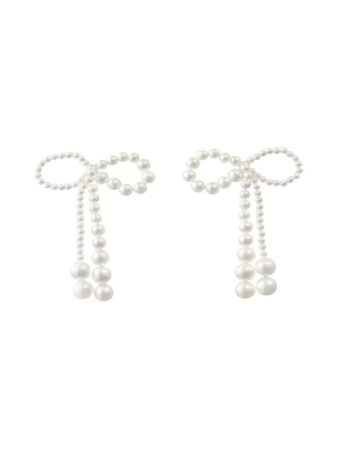 Grande Rosette De Pearls Large Bow Earrings in Freshwater Pearls Grande Rosette De Pearls Large Bow Earrings in Freshwater Pearls