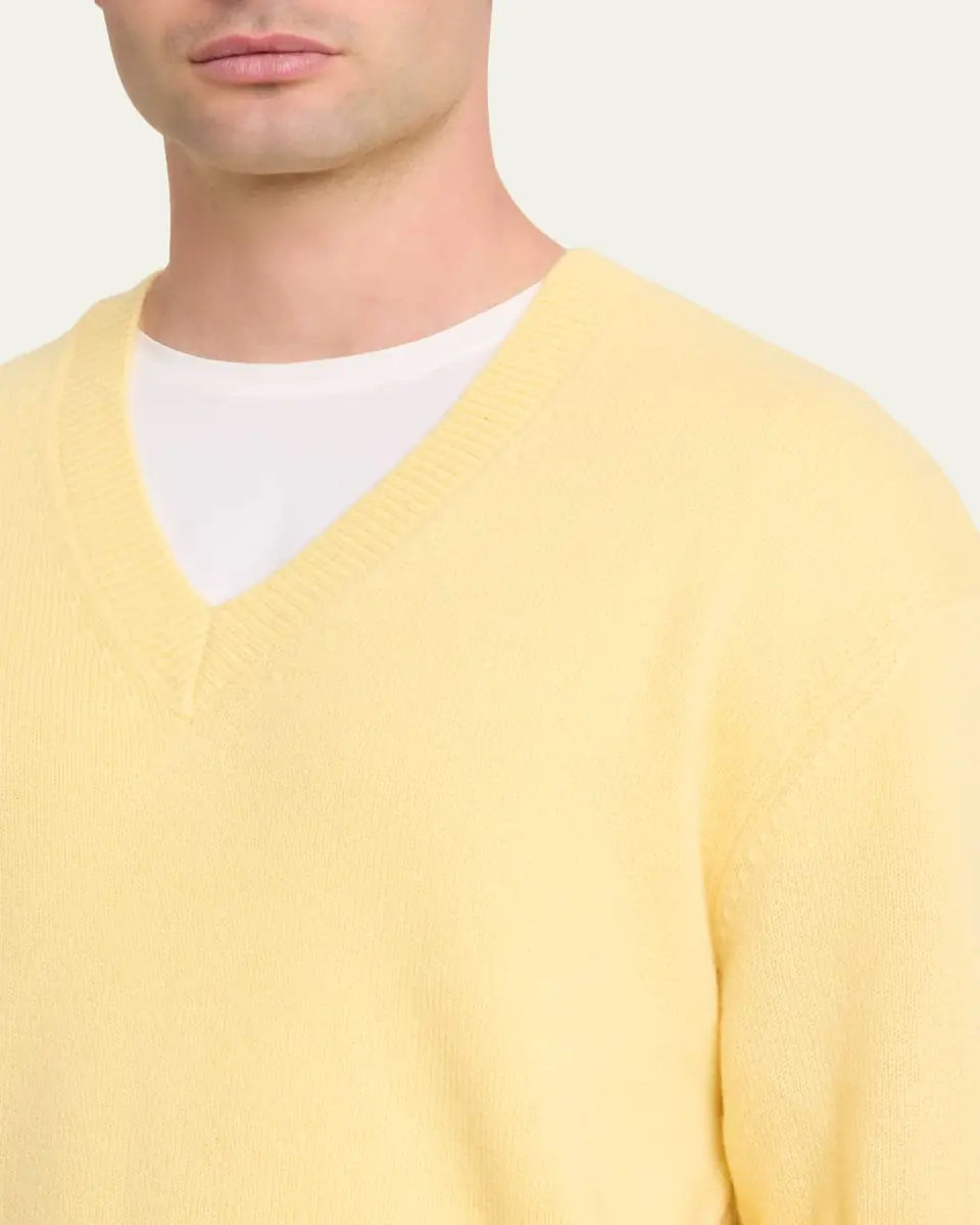 OFFICINE GÉNÉRALE Men's V-Neck Wool Sweater | Thumbnail 5 OFFICINE GÉNÉRALE Men's V-Neck Wool Sweater | Thumbnail 5