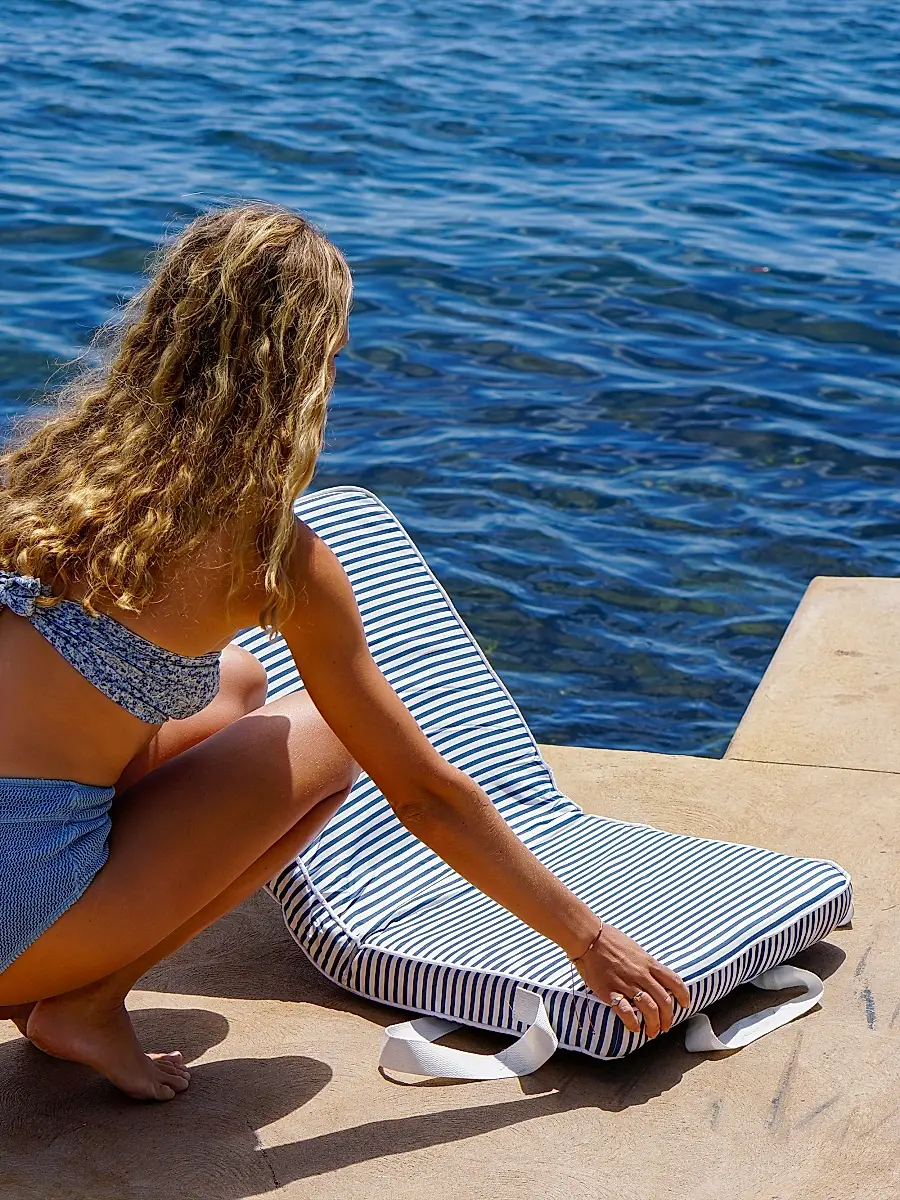 Sunnylife Resort Striped Take Anywhere Folding Chair | Thumbnail 7 Sunnylife Resort Striped Take Anywhere Folding Chair | Thumbnail 7