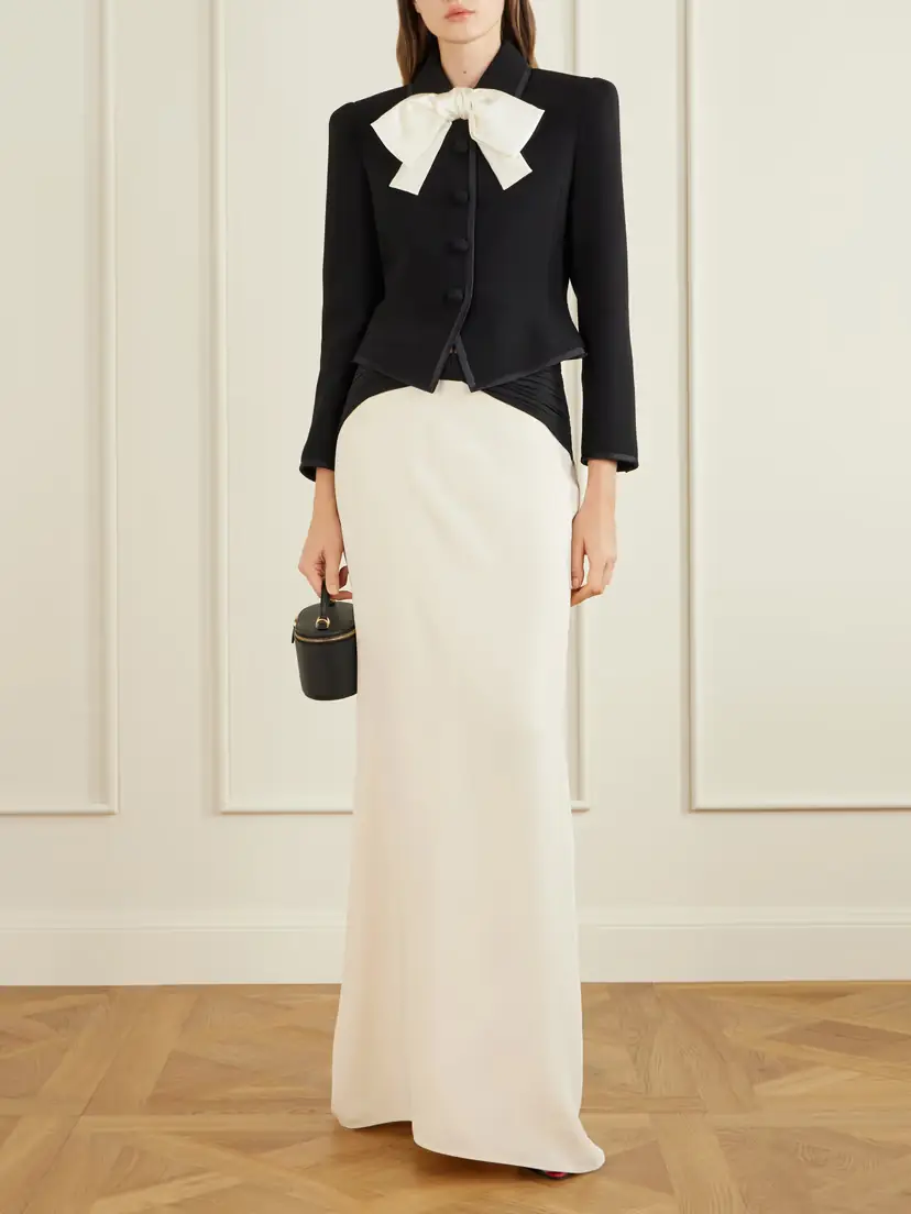 Valentino Garavani Bow-embellished Wool Jacket | Thumbnail 2