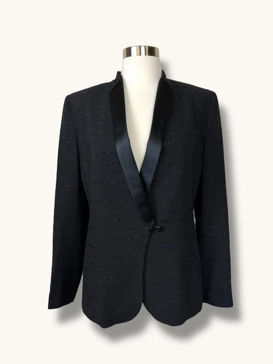 Jen Wonders Studio Tuxedo Blazer | Thumbnail 13