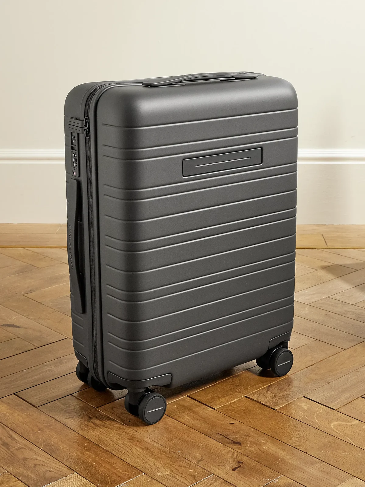 Horizn Studios H5 RE Hardshell Cabin Suitcase - Men