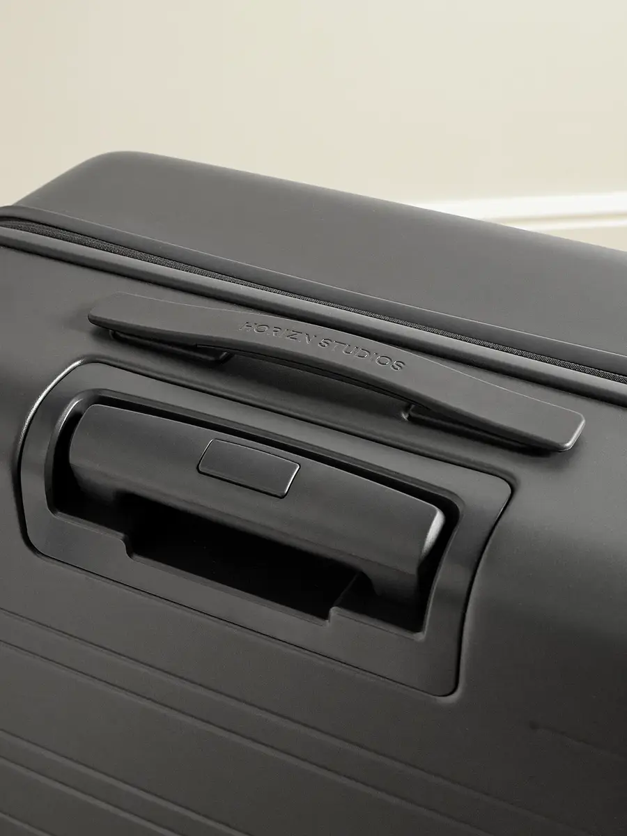 Horizn Studios H7 Essential Hardshell Check-In Suitcase - Men | Thumbnail 5 Horizn Studios H7 Essential Hardshell Check-In Suitcase - Men | Thumbnail 5