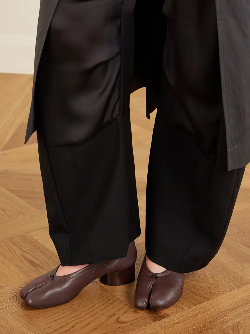 Maison Margiela Tabi Ballerina Split-toe Leather Pumps | Thumbnail 2 Maison Margiela Tabi Ballerina Split-toe Leather Pumps | Thumbnail 2