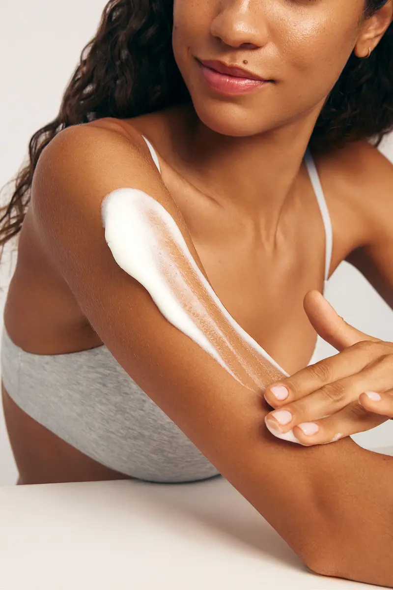 Saltyface Tanning Foam | Thumbnail 7 Saltyface Tanning Foam | Thumbnail 7