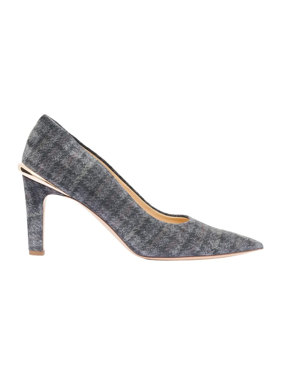 Edwina Heel Edwina Heel