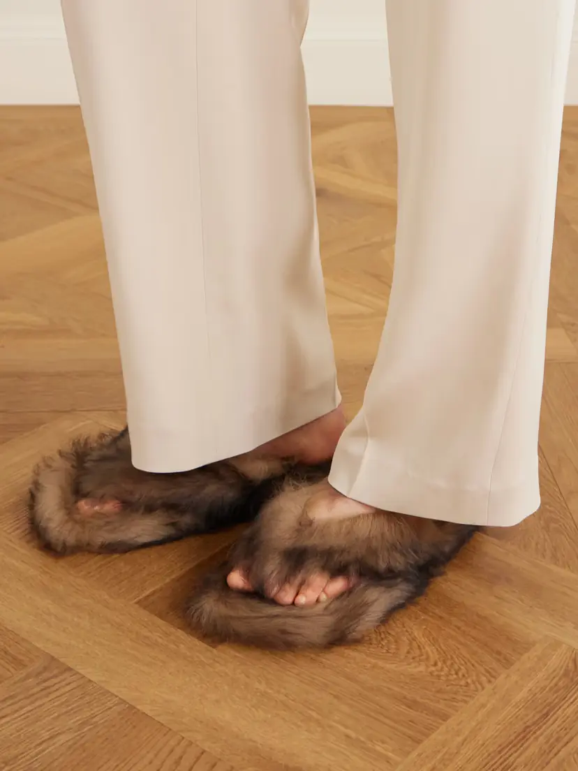 Dolce & Gabbana Shearling Slides | Thumbnail 2