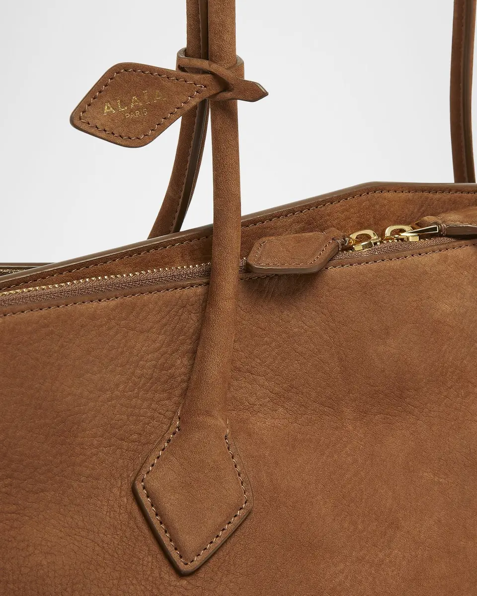 Alaïa Le Teckel Tote Bag in Suede and Leather | Thumbnail 5