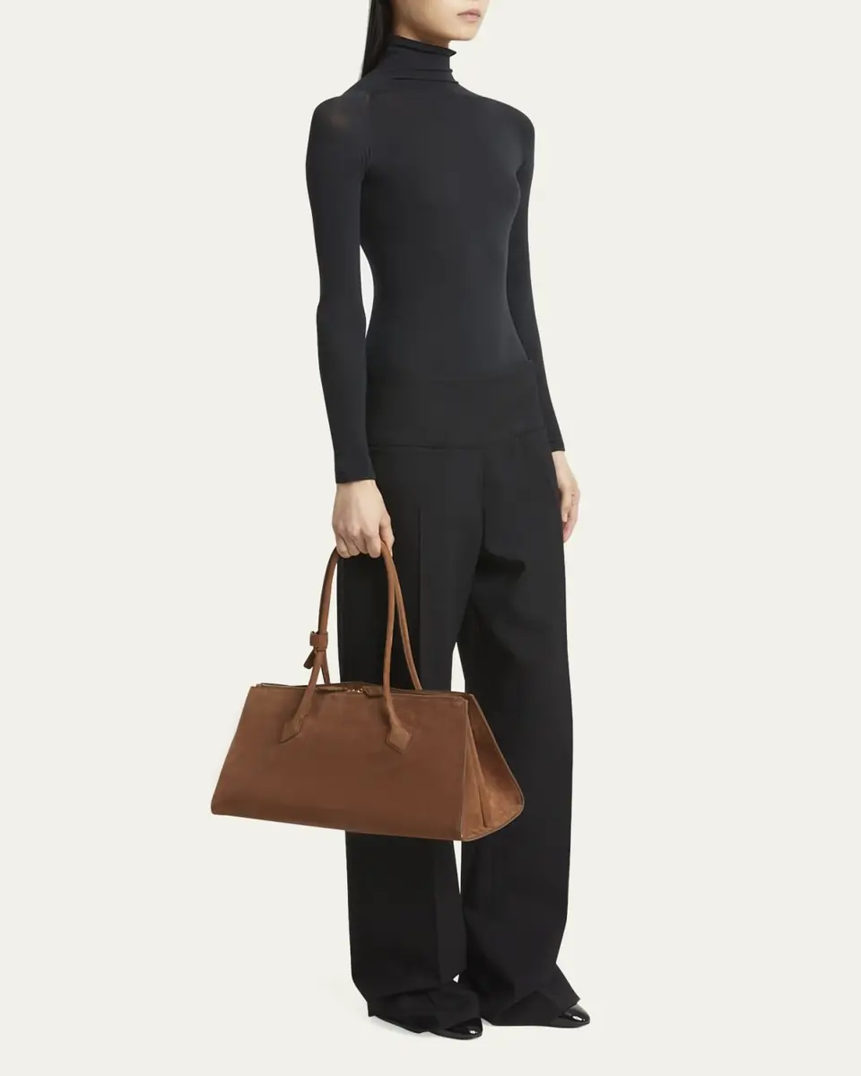 Alaïa Le Teckel Tote Bag in Suede and Leather | Thumbnail 10