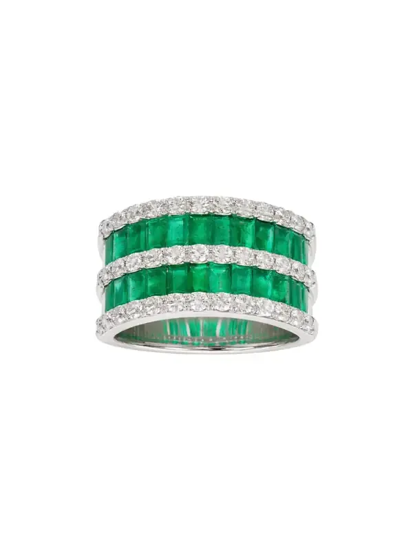 3.268ct Diamond Emerald 18K Gold Cluster Ring 3.268ct Diamond Emerald 18K Gold Cluster Ring